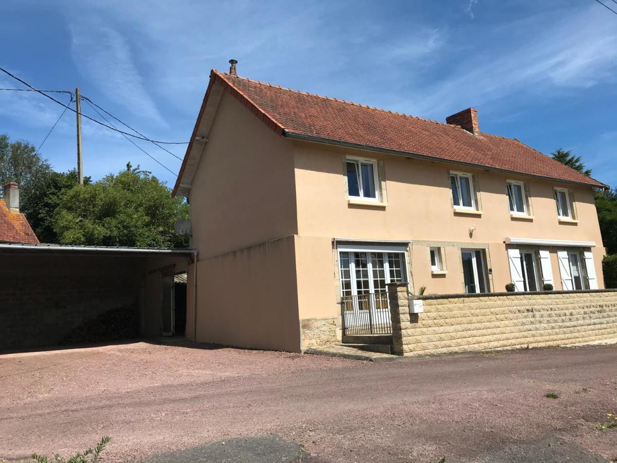 Meuble 3 Etoiles, Proche Plages Debarquement Dans Les Marais Du Cotentin A Carentan Exterior photo